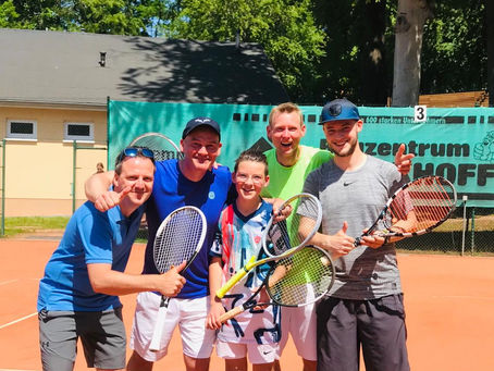 1. Herren steigen ohne Probleme in die Bezirksliga auf!