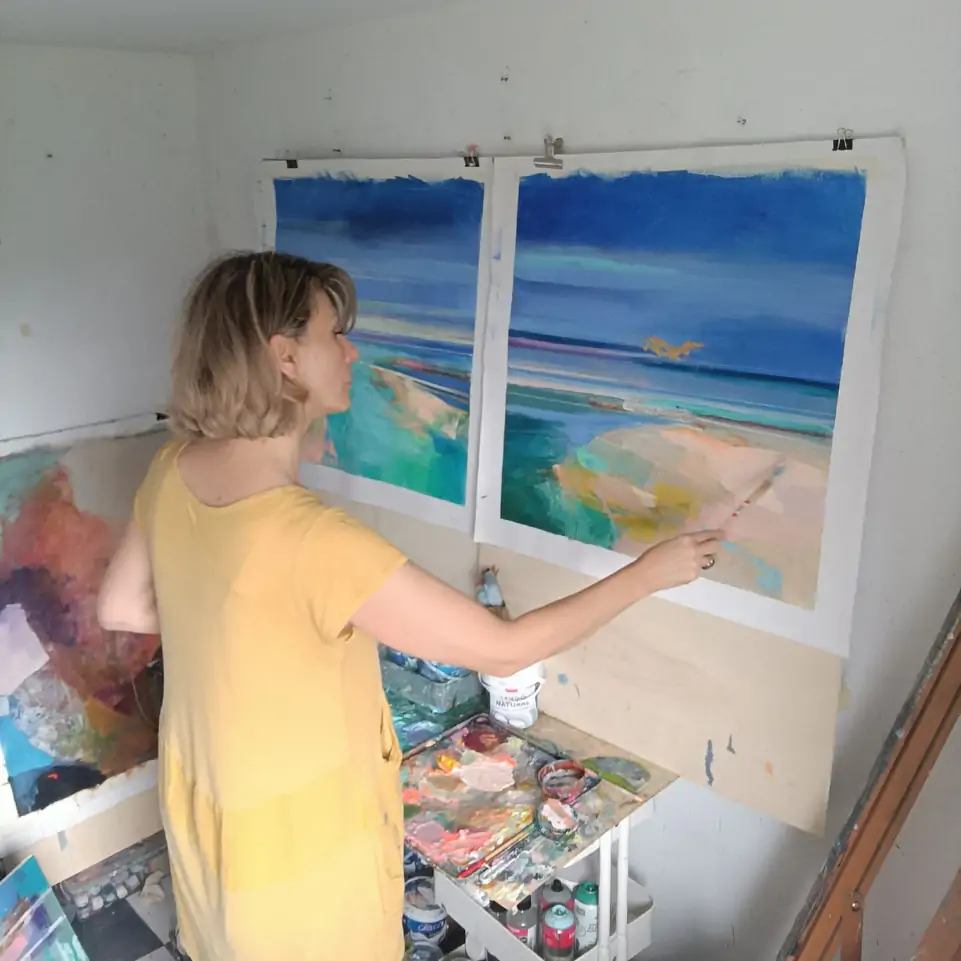Magdalena Painting seascapes