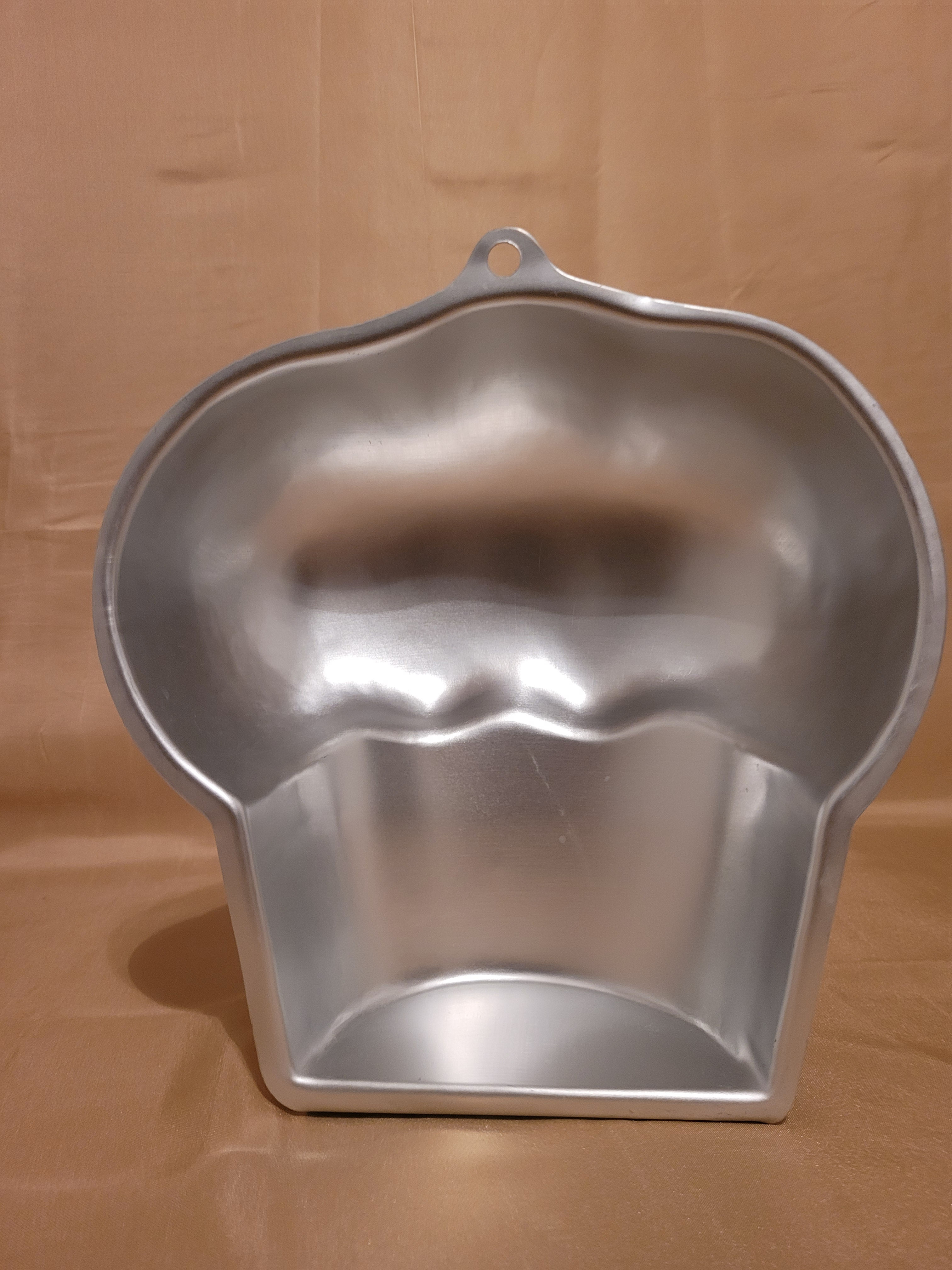 Wilton Supersized Cupcake Cake Pan