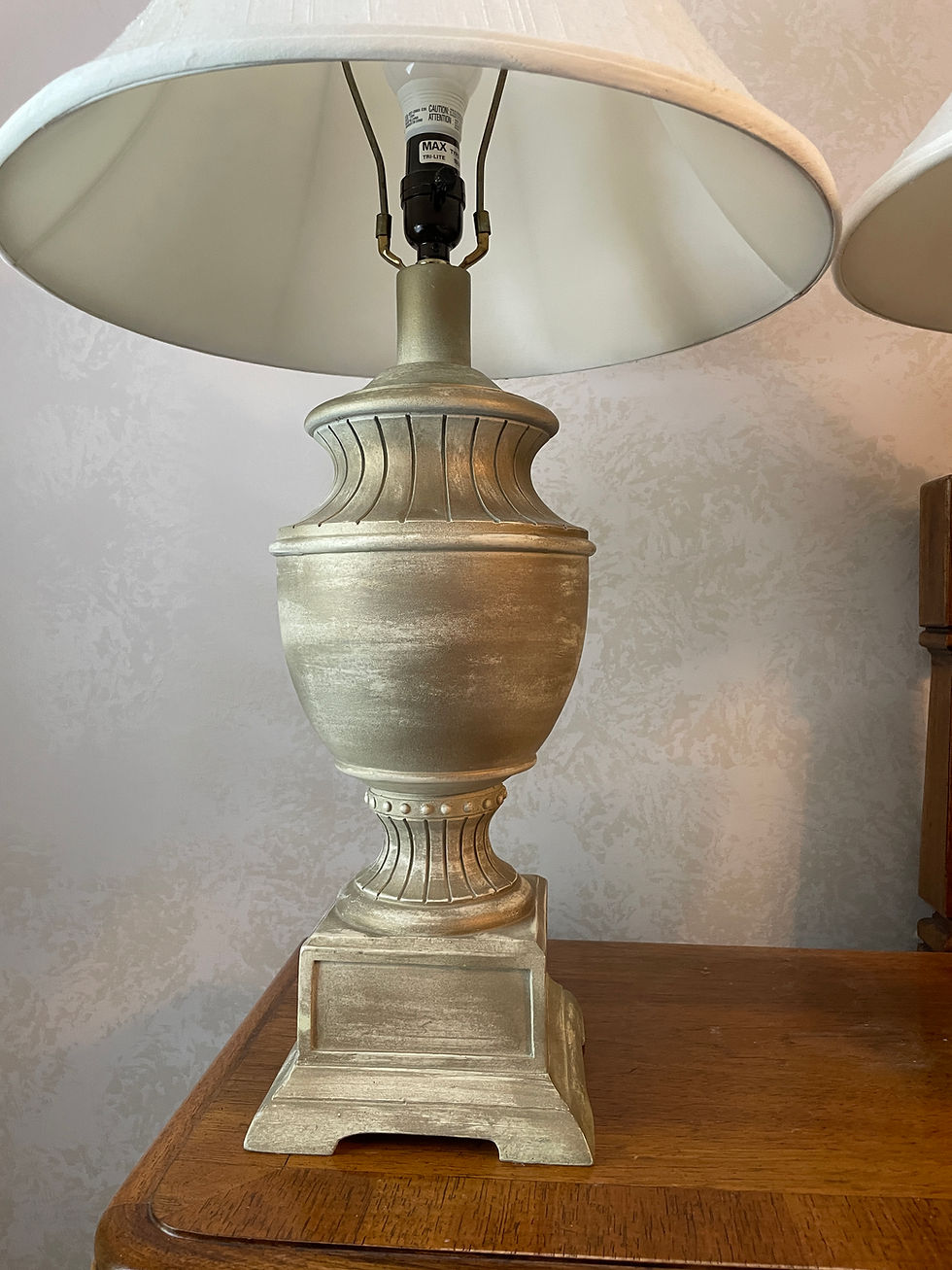 Thumbnail: Lot 35 - Vintage Neoclassical-Style Urn Table Lamps