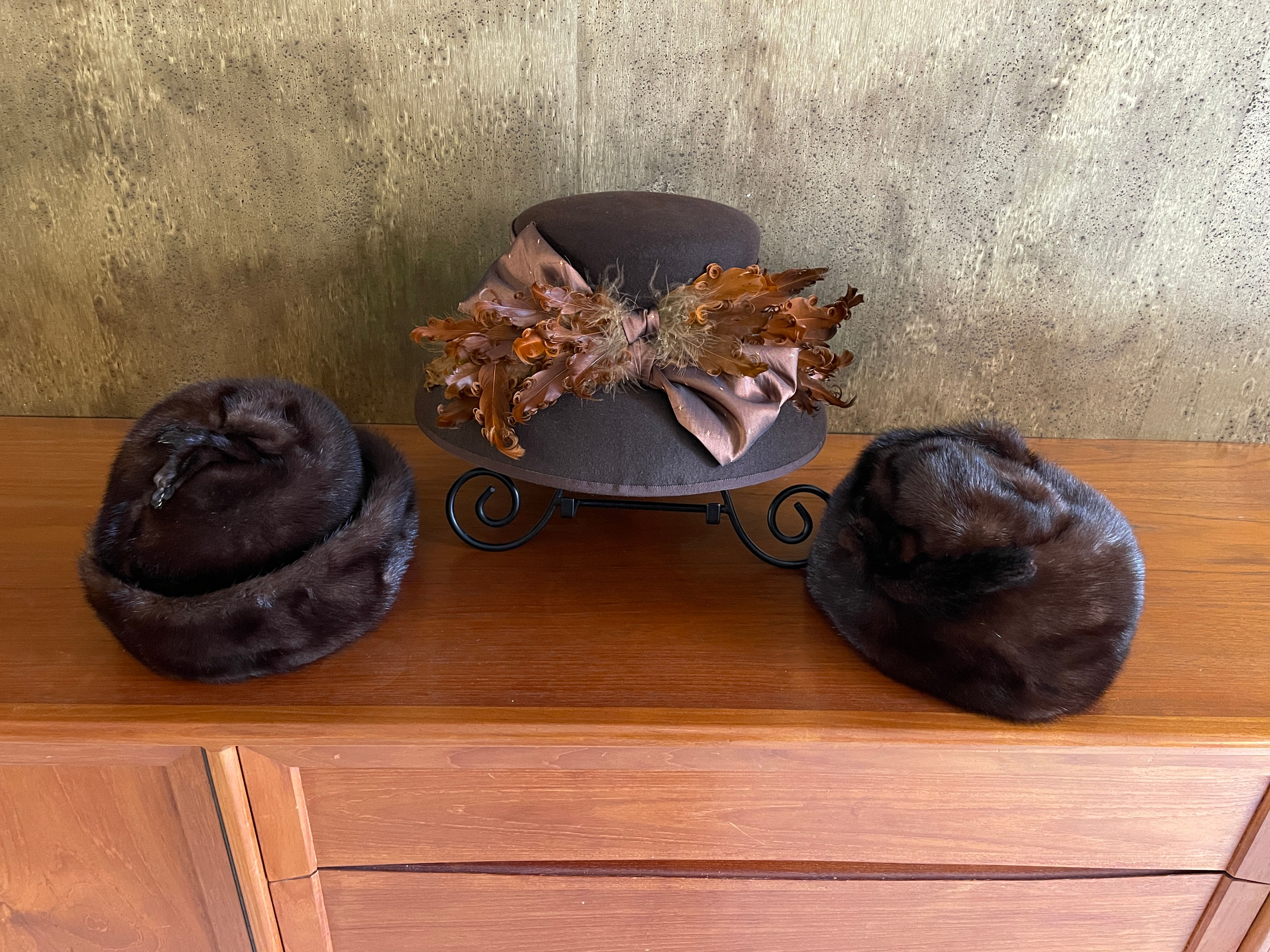 Lot 105 - Mink Hats x 2 & Felt Hat