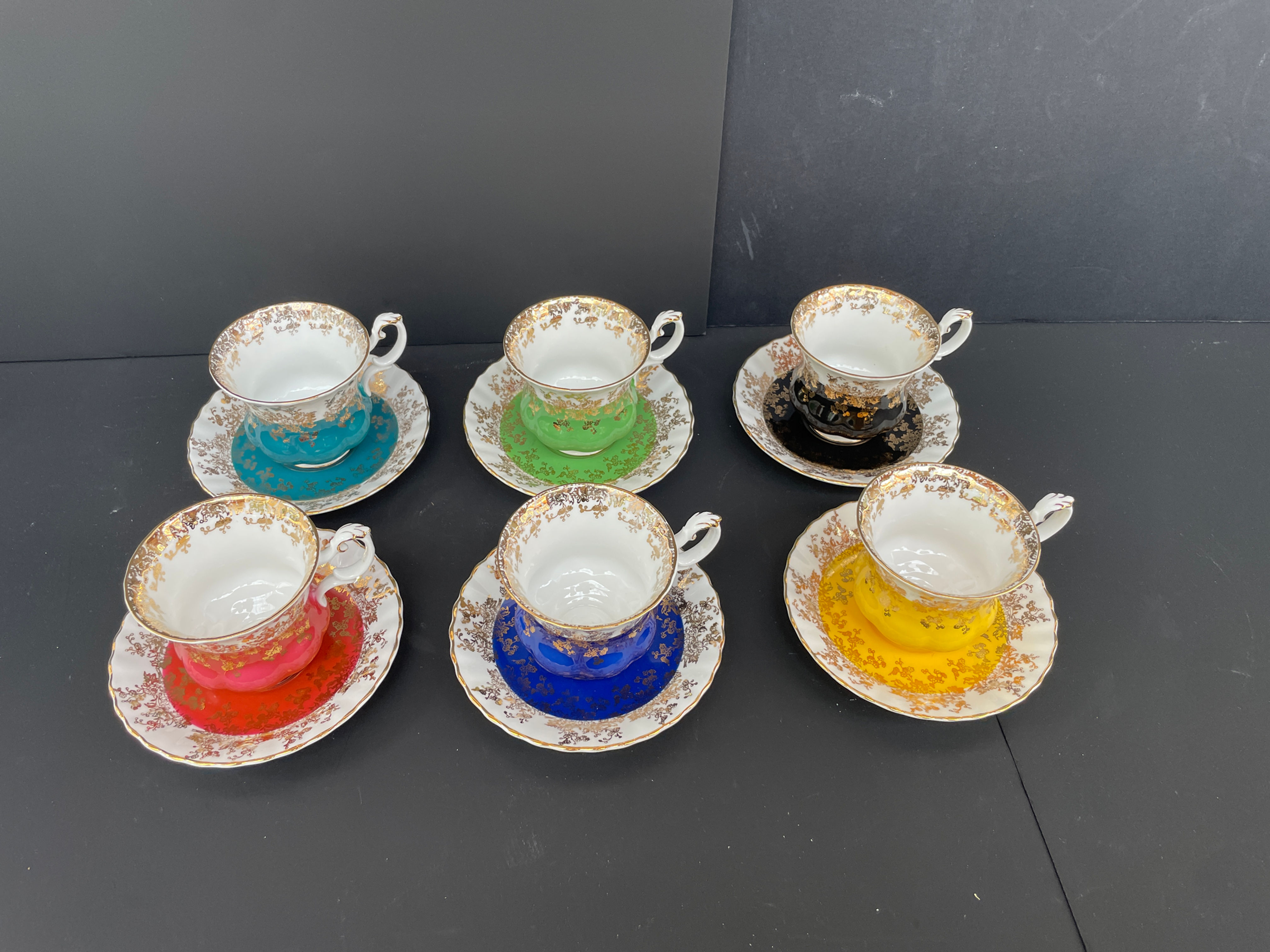 Lot 302 - Royal Albert Cappuccino Cups & Saucers x 6