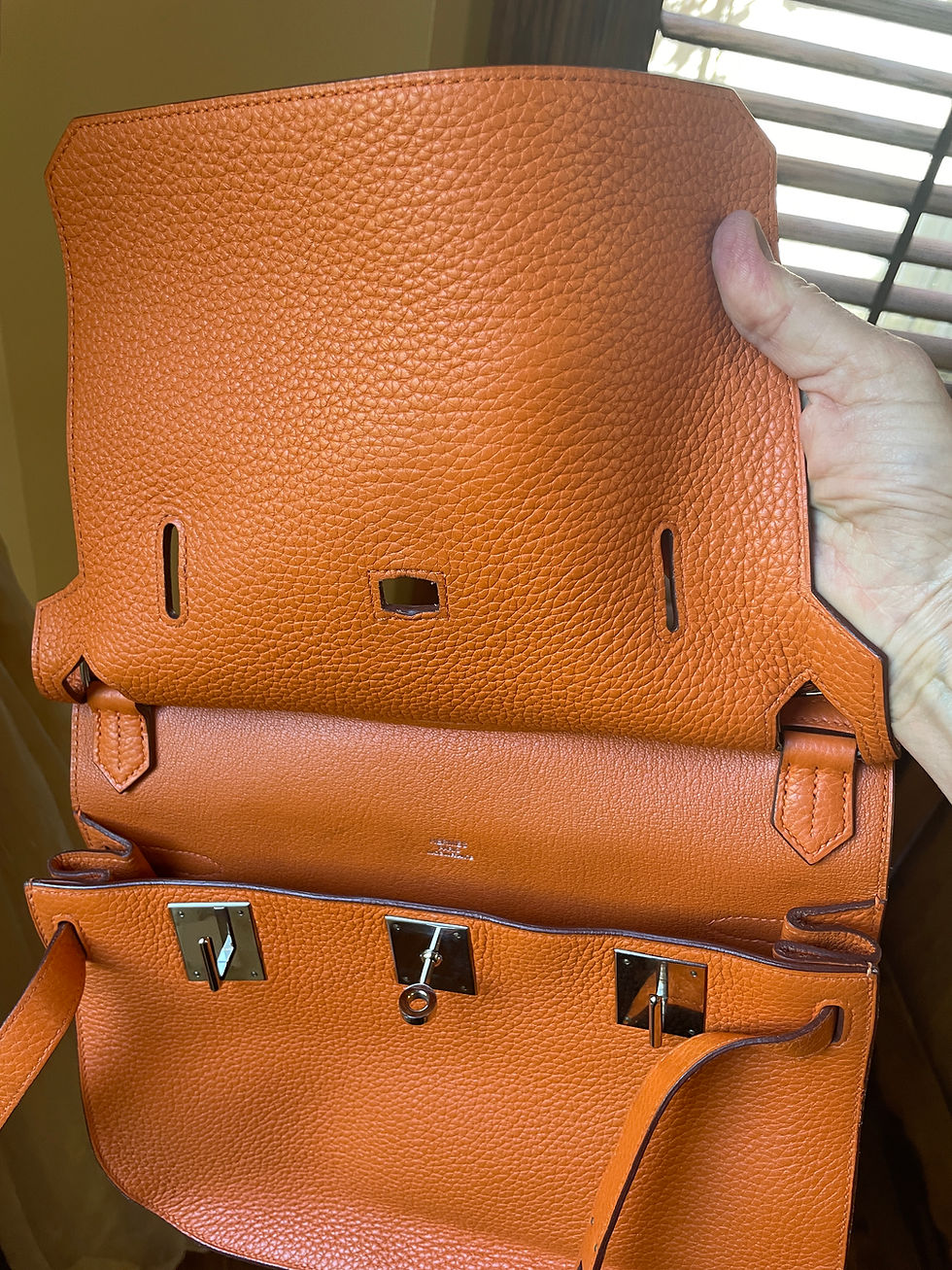 Thumbnail: Lot 87 - Hermès Jypsiere 28 Leather Handbag (Like New) Retail $14,100.
