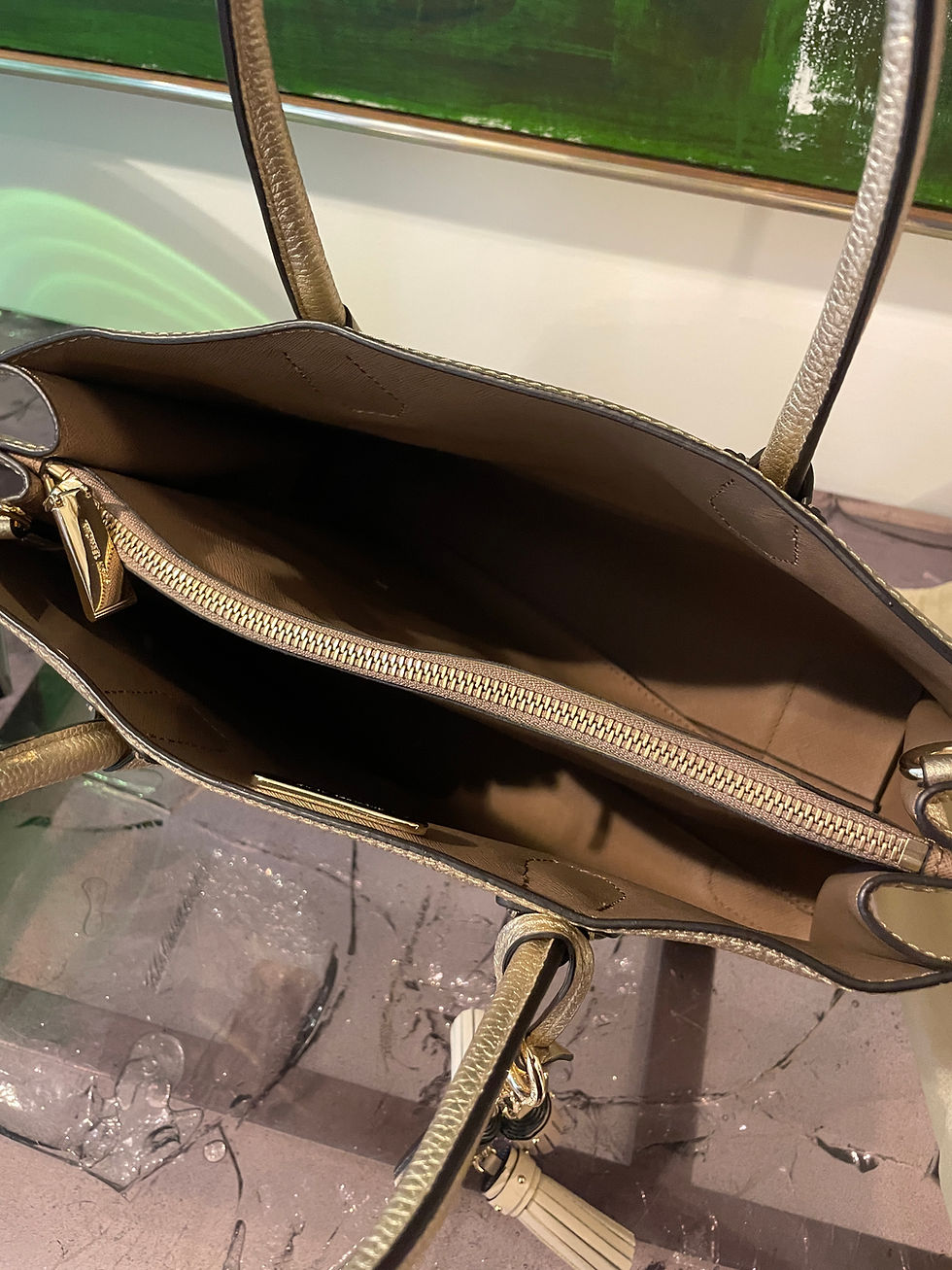Thumbnail: Lot 410 - Michael Kors Large 'Mercer' Tote - Pale Gold Leather