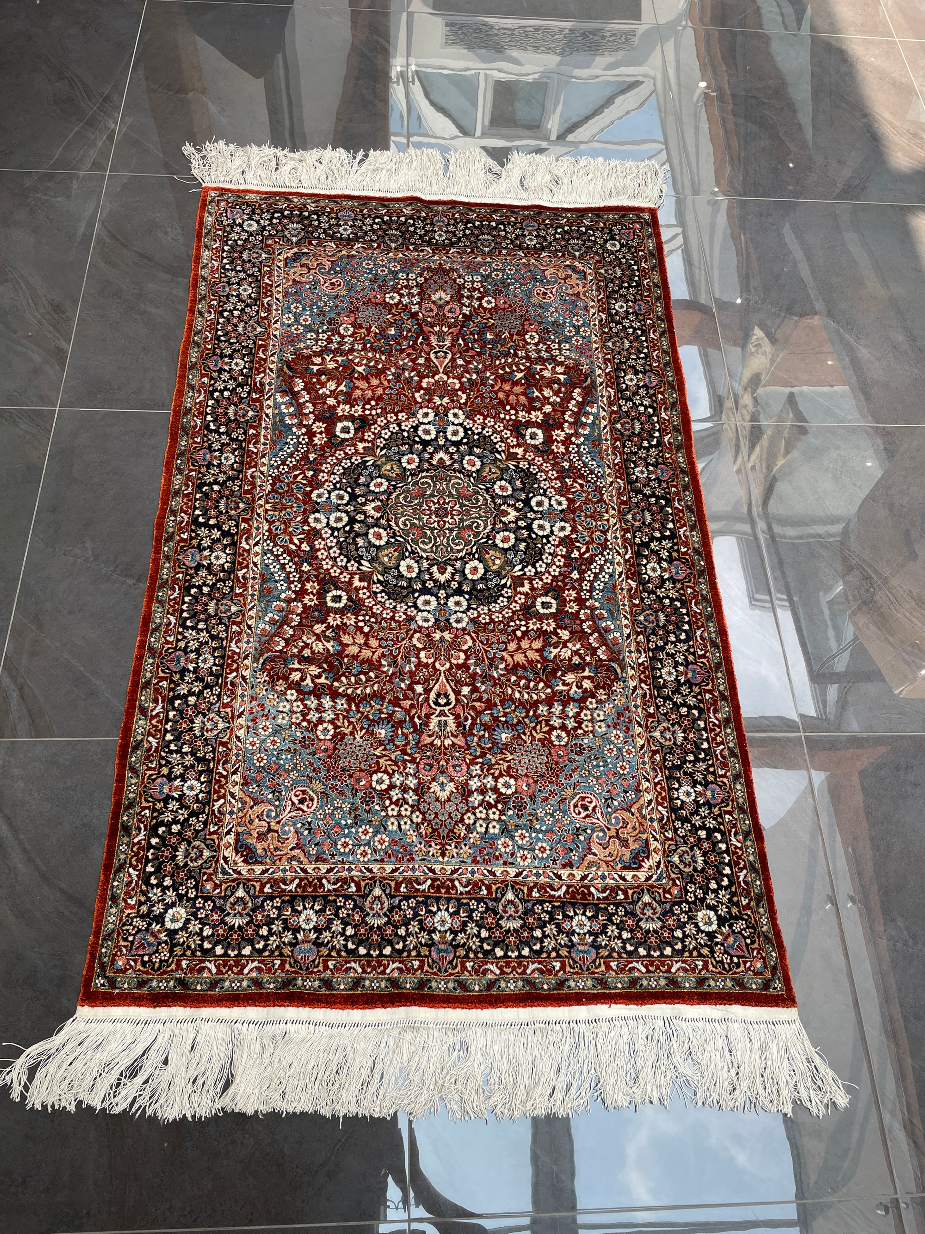 Lot 500 - Handmade 100% Silk East Turkistan Carpet