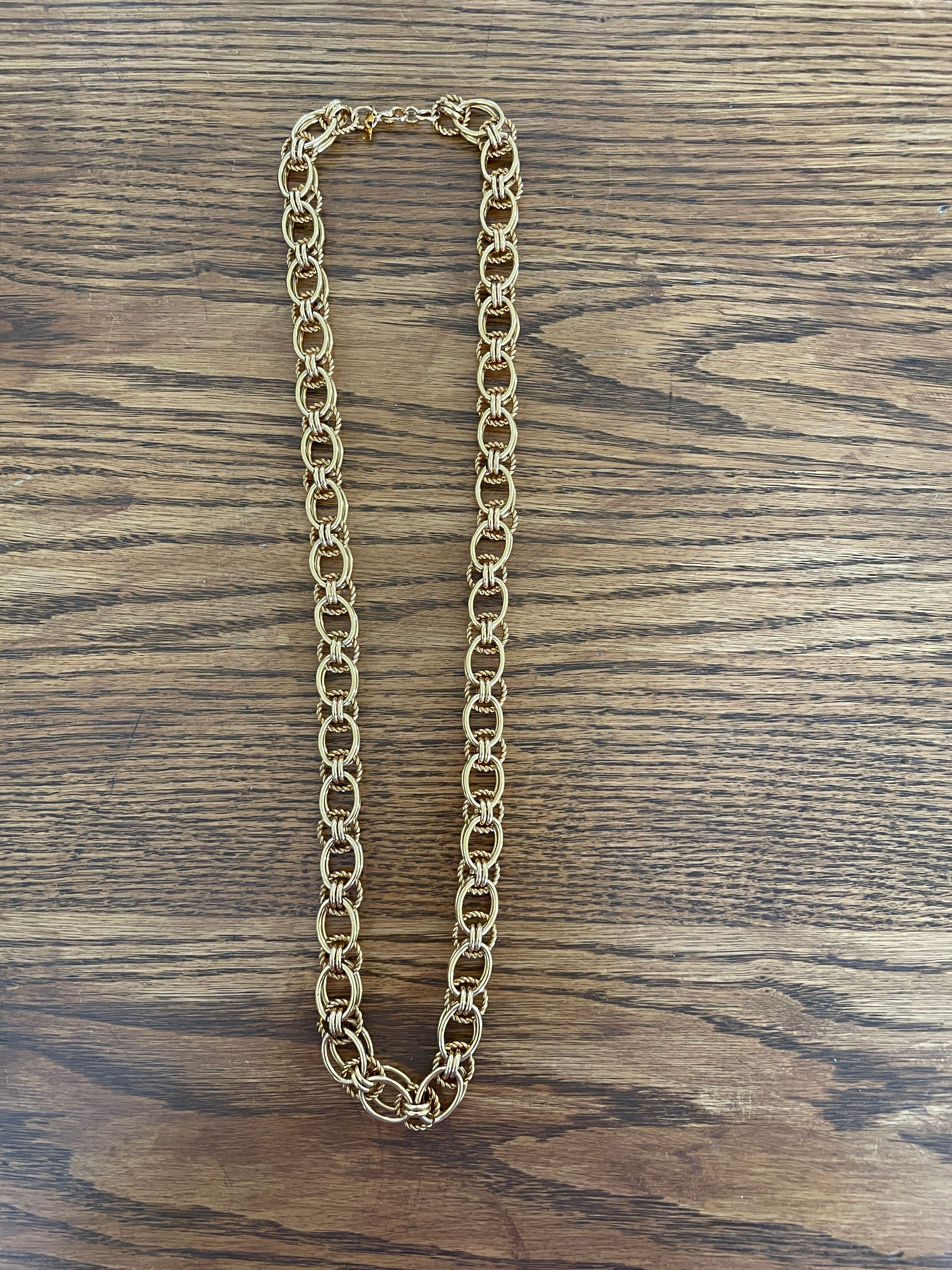 Lot 509 - Vintage Monet Gold-Tone Necklace