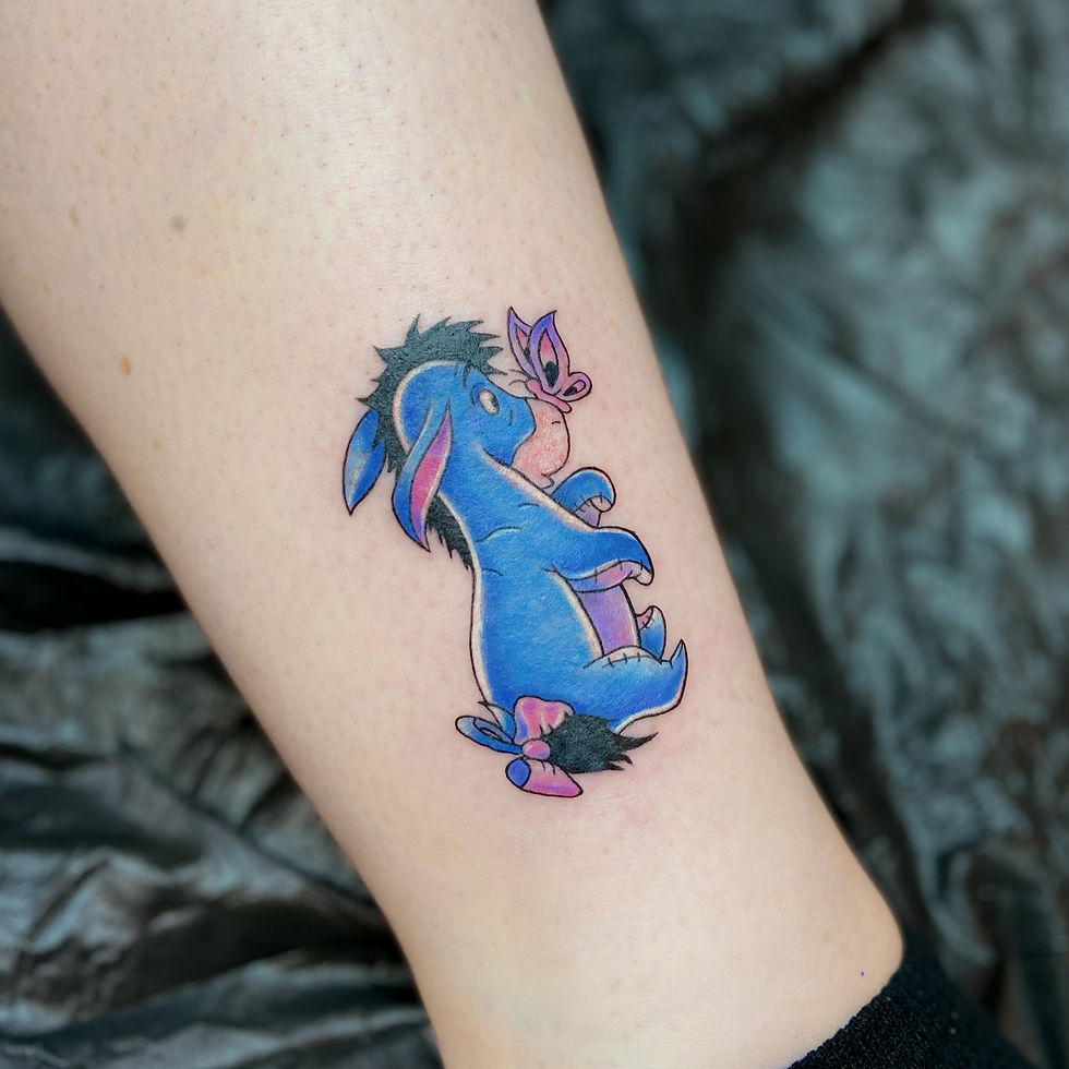 Buntes Tattoo bei Ink Love Tattoo Studio Charlottenburg