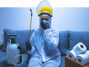 Wie von Sinnen – Eine Republik als Haftanstalt und Irrenhaus