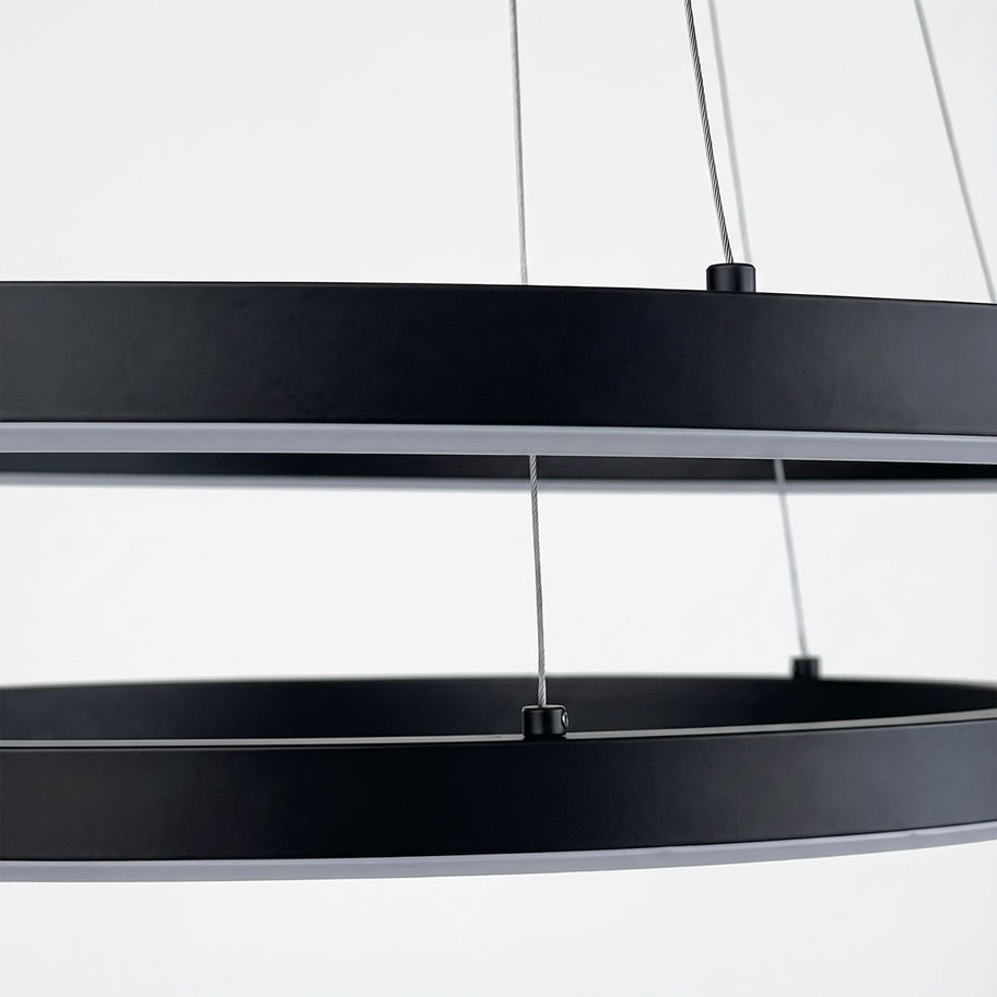 Voxlamp Pot II minimalist siyah metal profil ve çelik askı kablosu detay görünümü.