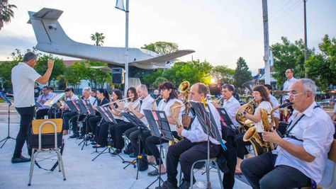 La ciudad celebró el aniversario de la Biblioteca y la Banda Municipal de Música