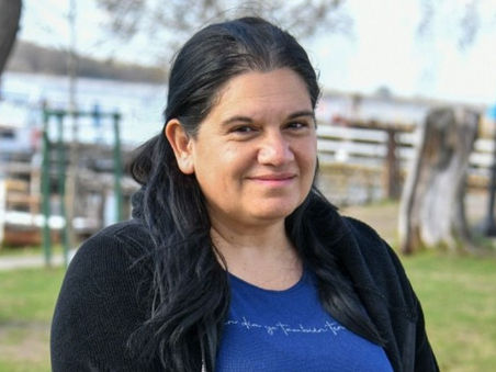 Carina Torres: "Para cuidar a los más vulnerables en Campana, frenemos a Milei y Abella"