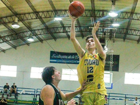 Ciudad de Campana comenzó pisando fuerte en la Liga Provincial U21