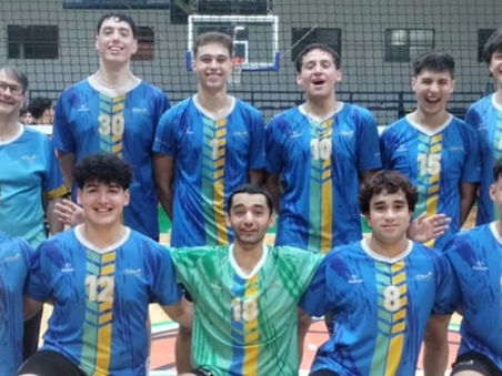 Vóley: los Juveniles del CCC volvieron a competir en el Nivel A de la Metro