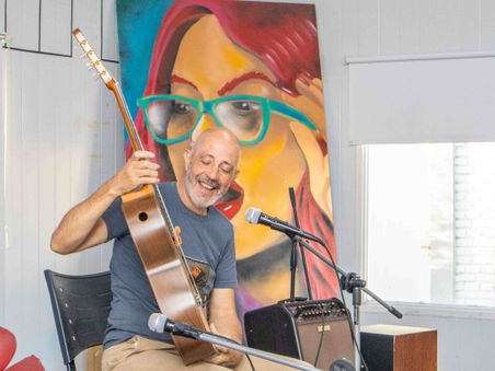 La Escuela Municipal de Música tuvo una nueva clínica de guitarra