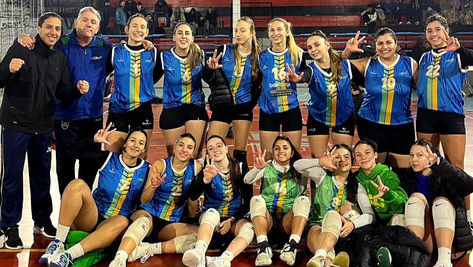 La Primera Damas del Club Ciudad de Campana sigue sumando victorias