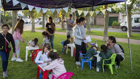Hoy la “Juegoteca” regresa a la Plaza Italia