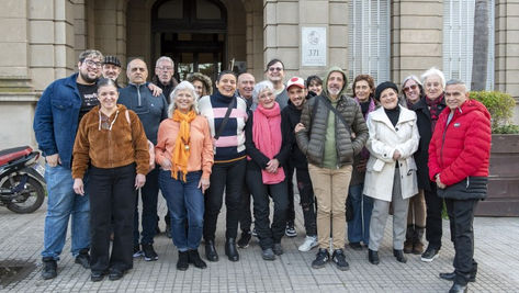 Adultos mayores de la Escuela Municipal de Música disfrutaron de una visita cultural a CABA