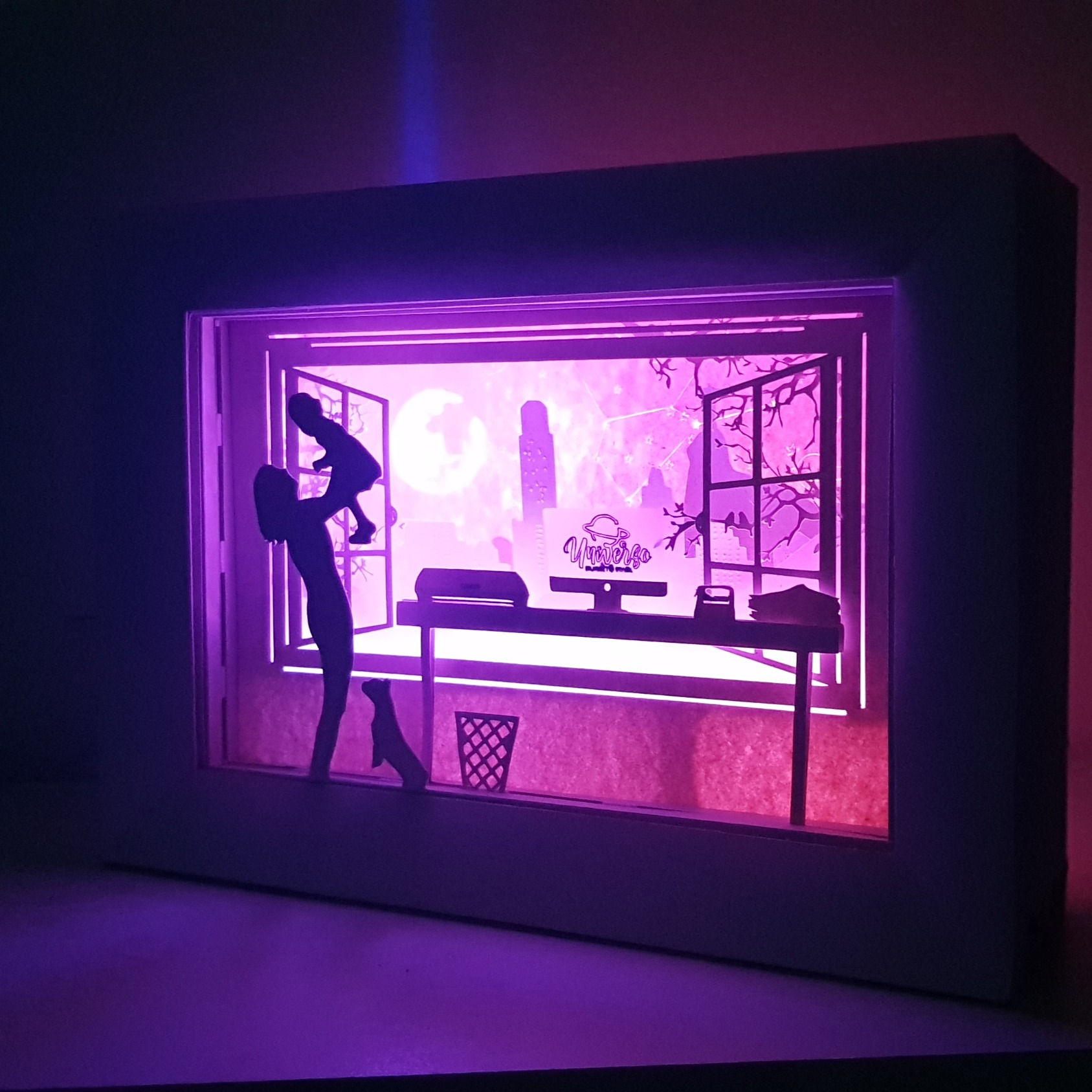 Cena 1 - Paper Lightbox