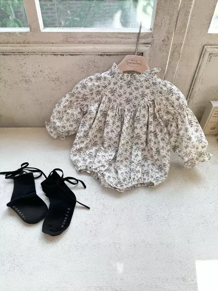 Thumbnail: Melina Romper