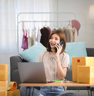 smiling-happy-young-asian-woman-entrepre