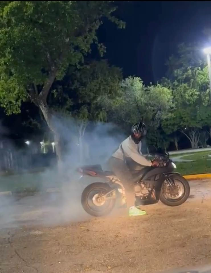 Thumbnail: 2007 fairly use Honda cbr