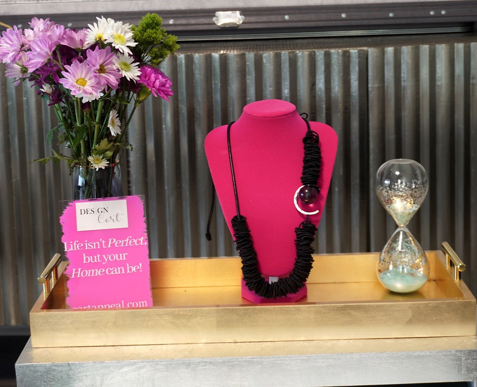 Slanted String necklace