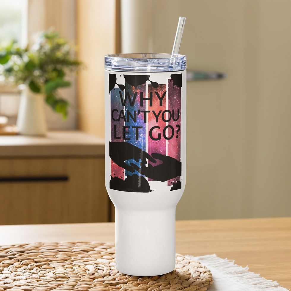 Travel mug with a handle