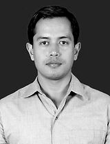 Alex Catalan Flores BW 2 (1).jpg