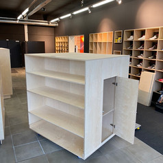 Meuble cube pour magasin