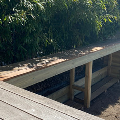 Abri pour le bois