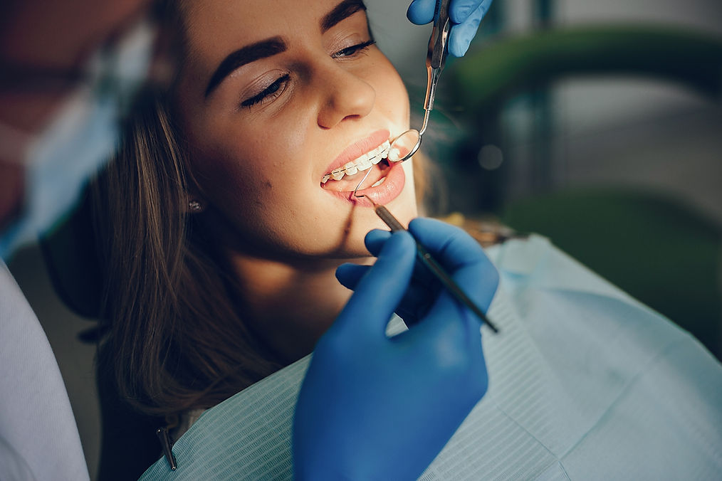 beautiful-girl-sitting-dentist-s-office.jpg