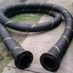 Mangueras-para-máxima-succión-y-descarga-de-agua-lodos.webp