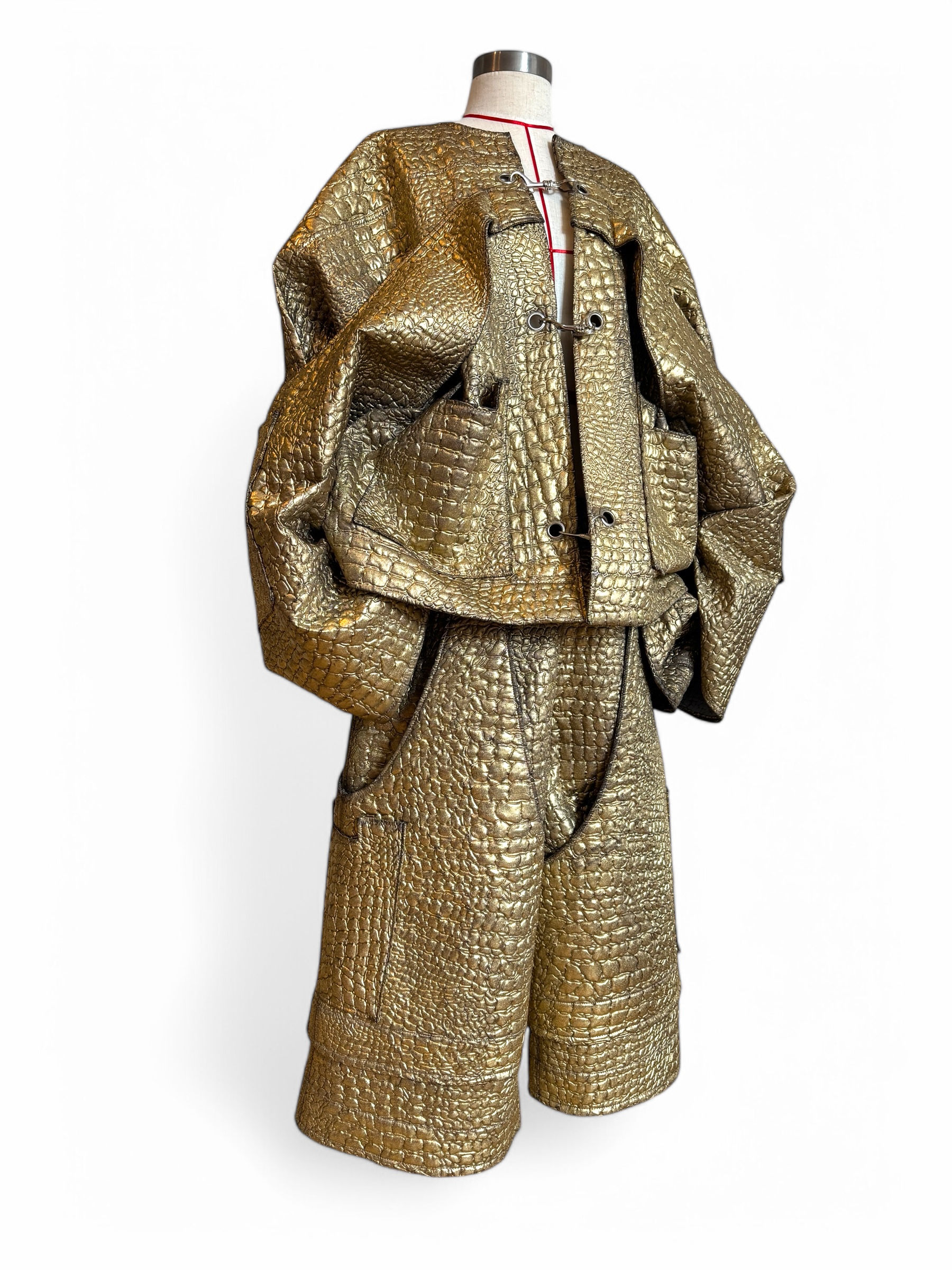 GOLDEN DRAGON BOMBER