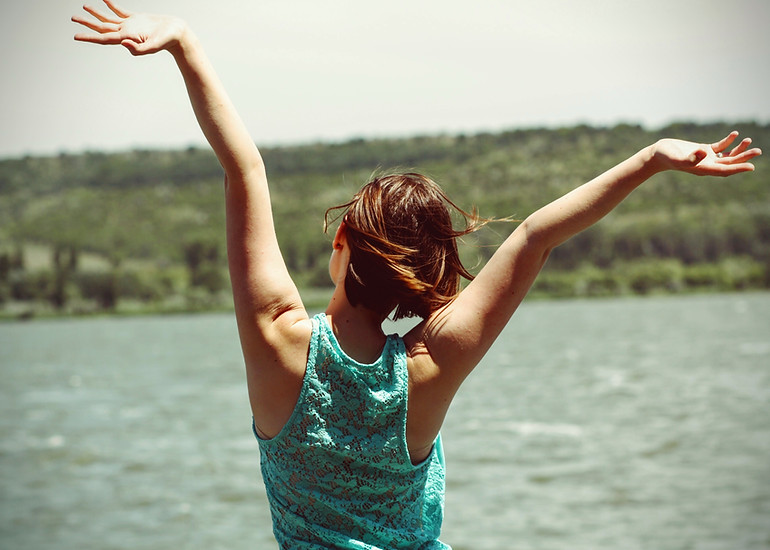 happiness-824419.jpg