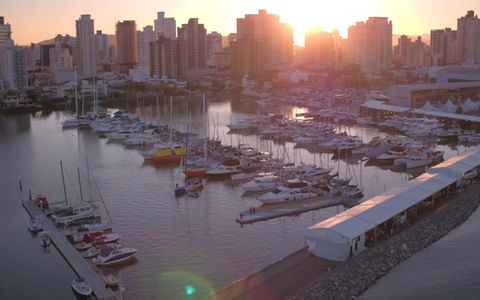 Salão-Náutico-Marina-itajaí-Créditos-Duna-Filmes-boat-shopping.jpeg