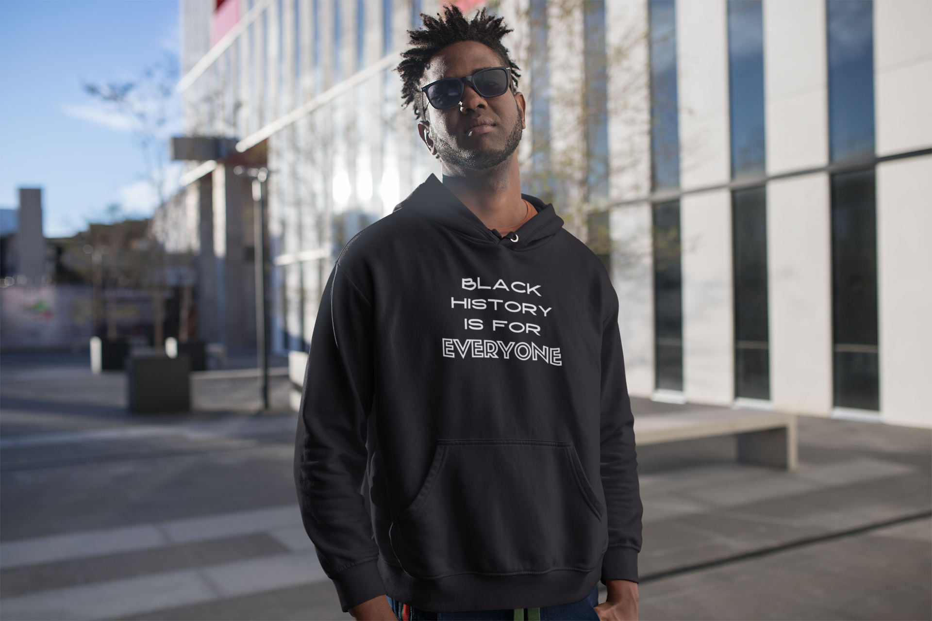 Size 3XL-5XL Unisex Heavy Blend™ Hooded "Everyone" Sweatshirt White Lettering