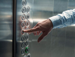 California Elevator and Escalator Accident Lawyer | Common Carrier Duty