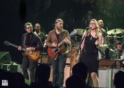 Doyle Bramhall II & Tedeschi-Trucks