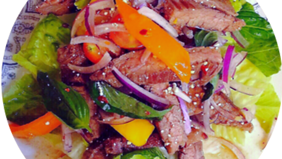 26. YUM NEAU (BEEF SALAD)