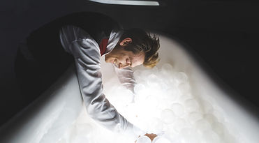 Maxim Didenko immersive performance