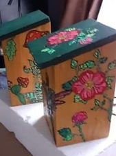 Floral%20Bird%20Box_edited.jpg