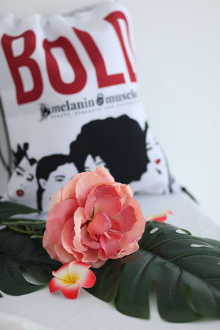 Bold Cinch Bag