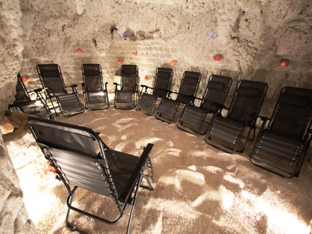 Od října solná jeskyně PO – CT  9.00 – 18.00 ( 12,00 – 13,00 přestávka na oběd). P