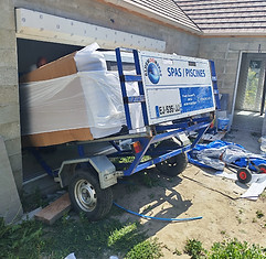 Remorque Bluemoonspas pour la livraison et l'installation d'un spa dans l'Oise
