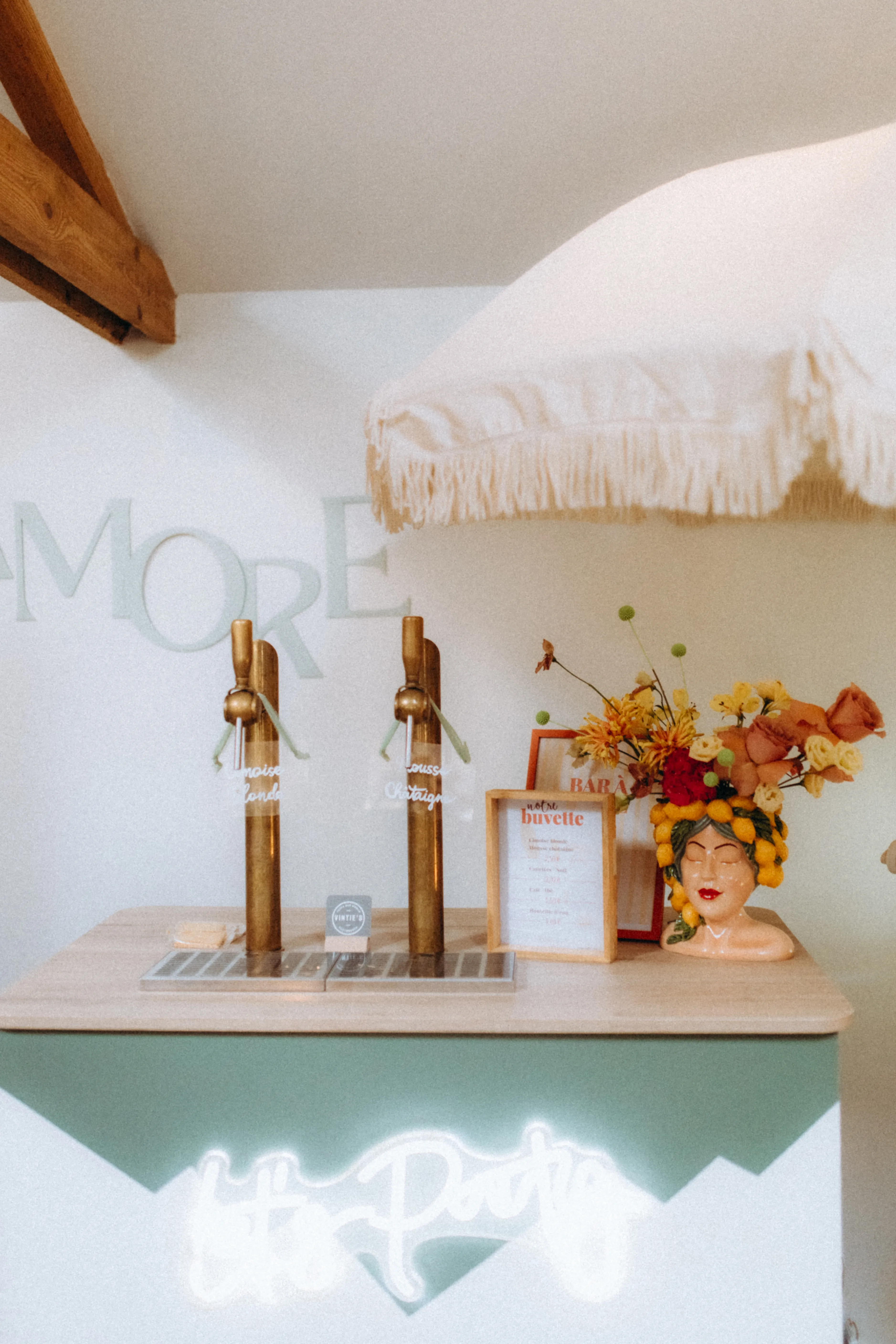 bar à spritz avec tireuses pour mariage ou événements pour mariage ou événement