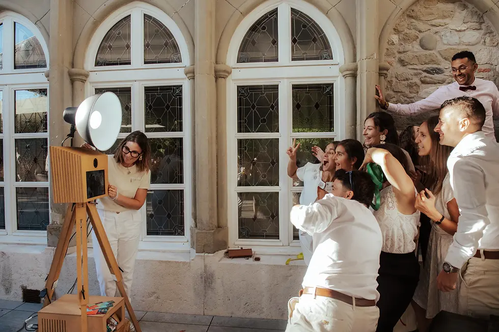 Photobooth événement entreprise avec tirages personnalisés