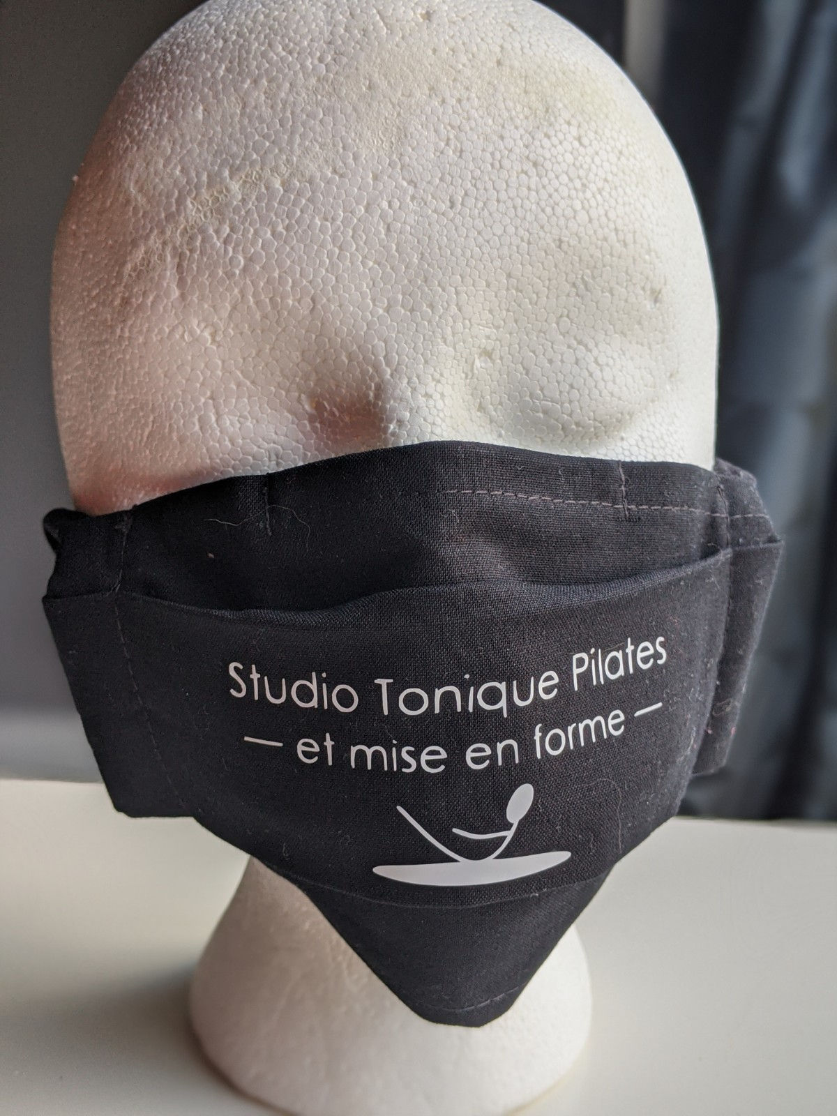 Masque réutilisable de coton avec logo