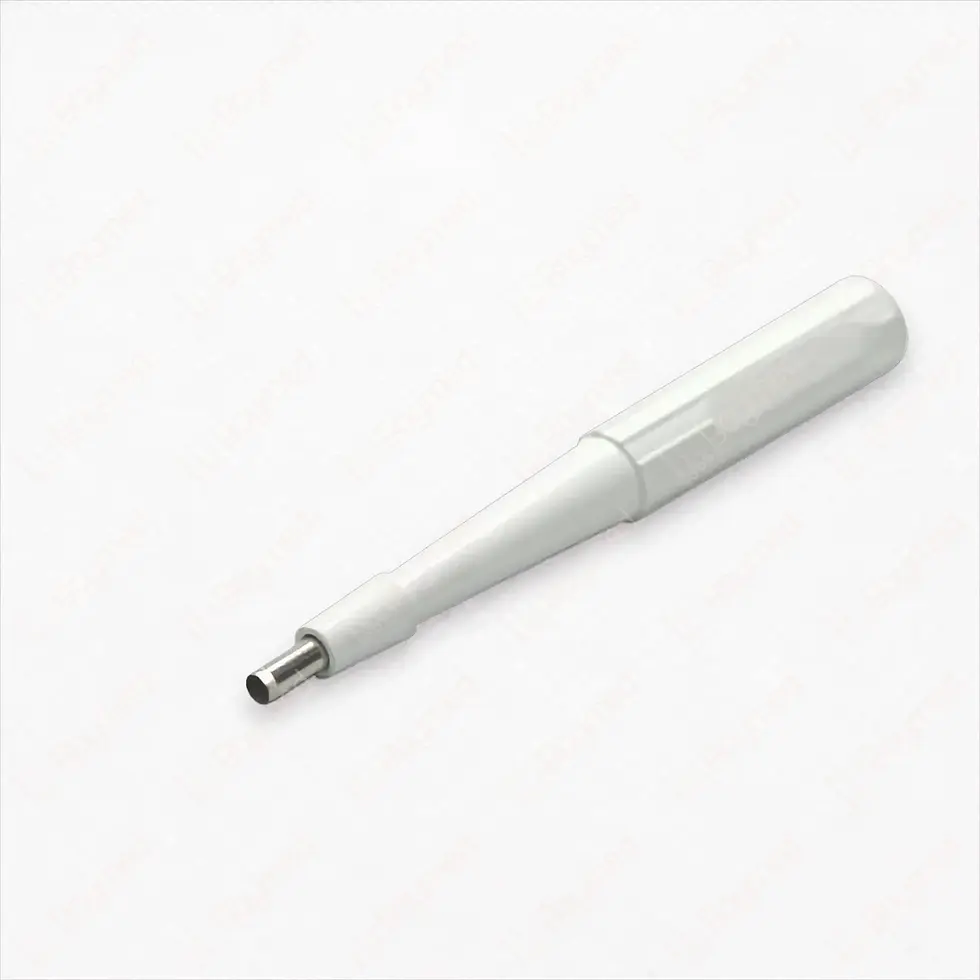 Miniatura: Punch de biopsia - Fondo Blanco