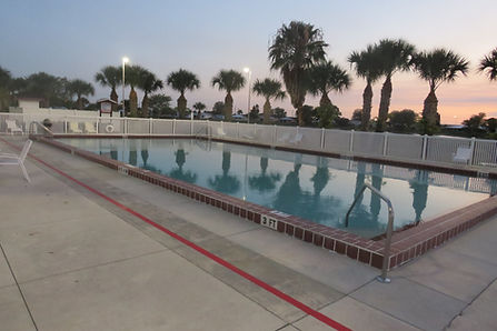 Guest_pool.JPG