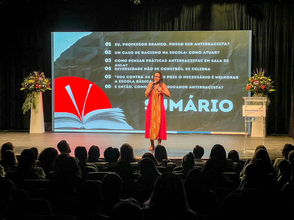 Em sua palestra Bárbara apresentou caminhos e possibilidades para a construção antirracista